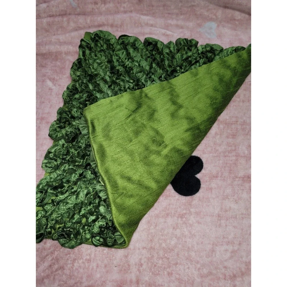 Green ruffle Decorative pillow case
